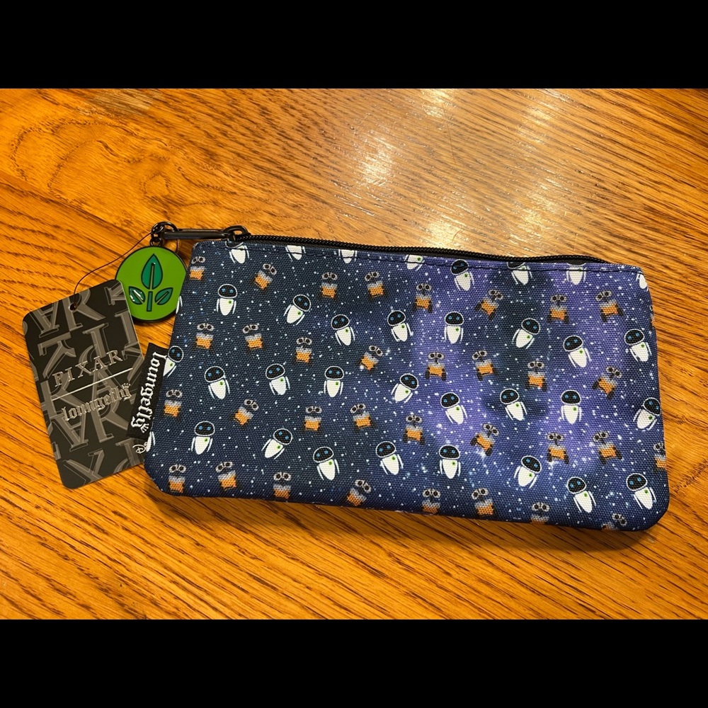 Wall-E & Eve NWT Pixar Loungefly Cosmetic Bag